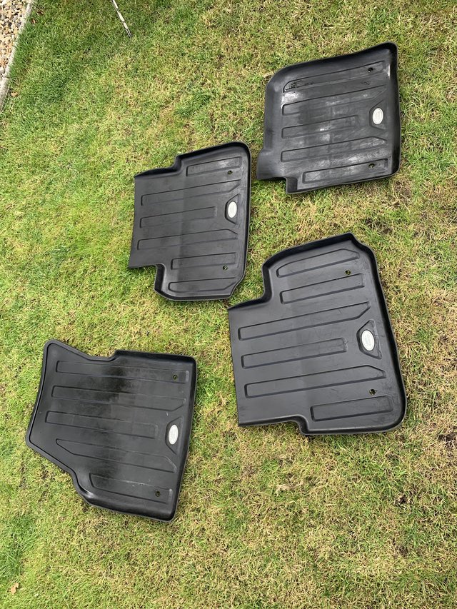 Land Rover discovery sport car mats