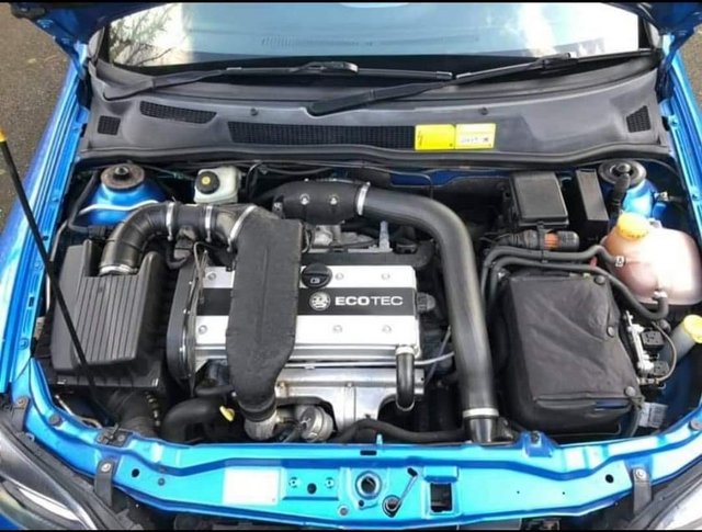 Vauxhall Astra GSI Mk4. 85k true milage. . Arden Blue.