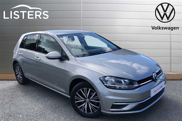 Volkswagen Golf 2.0 TDI SE (Nav) 5dr DSG Auto