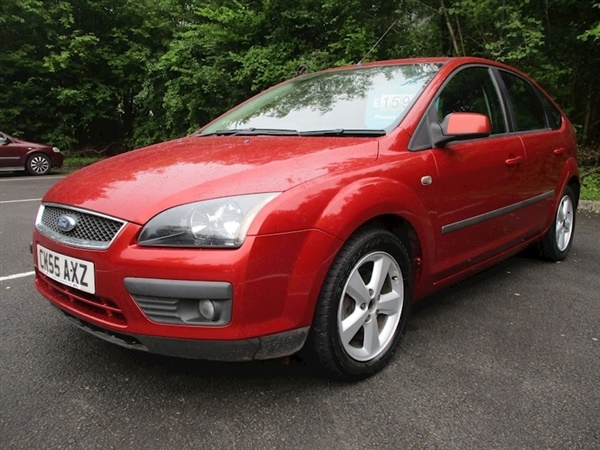 Ford Focus Focus Zetec Climate Hatchback 1.6 Manual Petrol