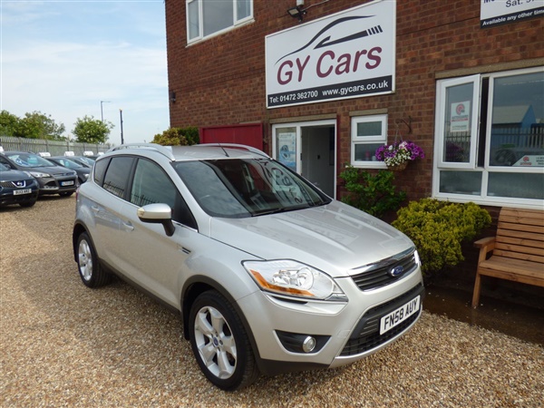 Ford Kuga 2.0 TDCi 136 Zetec 2x4 COMES WITH 15 MONTHS