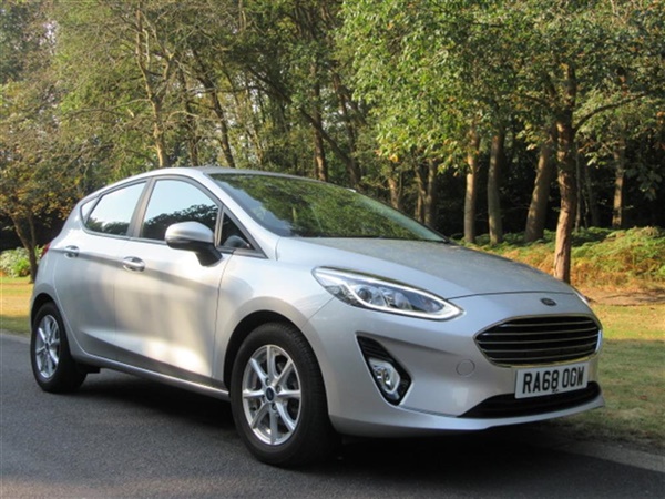 Ford Fiesta 1.0T ECOBOOST 100 ZETEC AUTO (S/S) 5DR | FROM