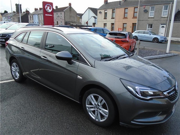 Vauxhall Astra 1.6 CDTi 16V 136 Tech Line Nav 5dr Estate