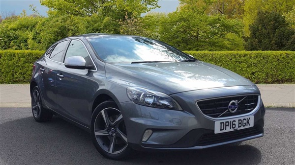 Volvo V40 (Winter Pack, Privacy Glass, Cruise Control)