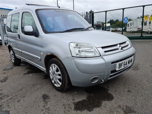 Citroen Berlingo 2.0 MULTISPACE DESIRE HDI 5d 89 BHP