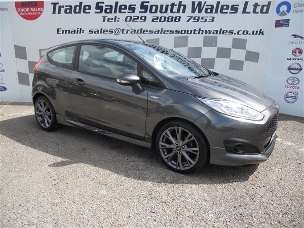Ford Fiesta 1.5 TDCi ST-Line 3dr 1 OWNER LOW MILEAGE FULL