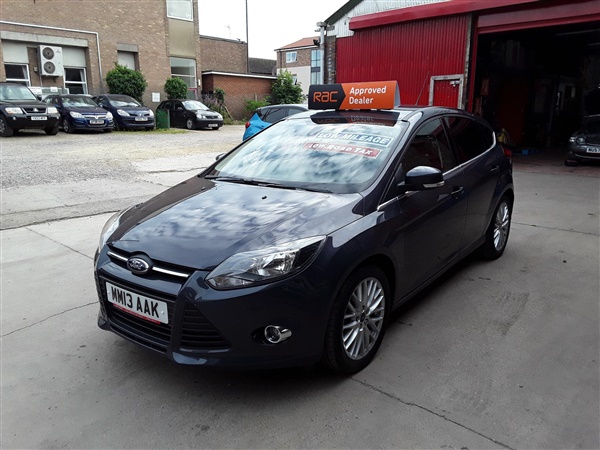 Ford Focus 1.0 EcoBoost Zetec 5dr *LOW £20/YEAR ROAD TAX*