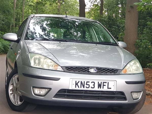 Ford Focus 1.6 i 16v Zetec 5dr Auto