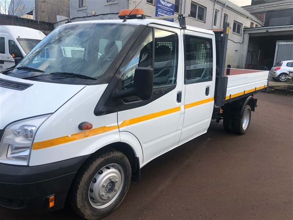 Ford Transit 2.2 TDCi 350 Double Cab Chassis RWD EF 4dr