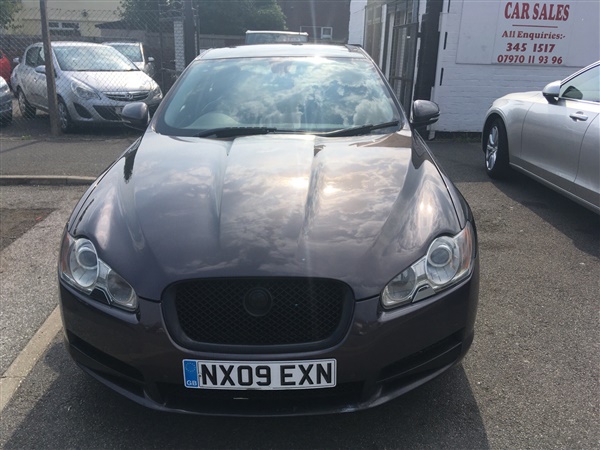 Jaguar XF 3.0d V6 Luxury 4dr Auto