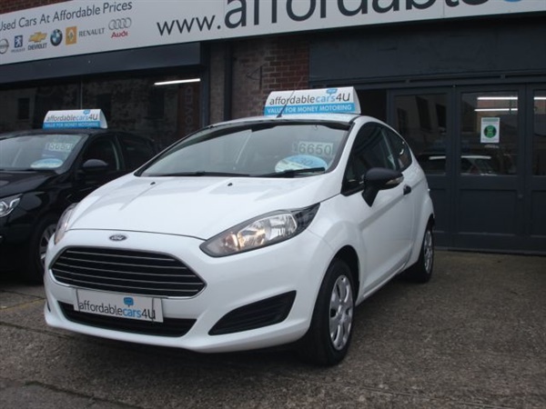 Ford Fiesta 1.25 Studio 3dr**ONLY  MILE**LOW