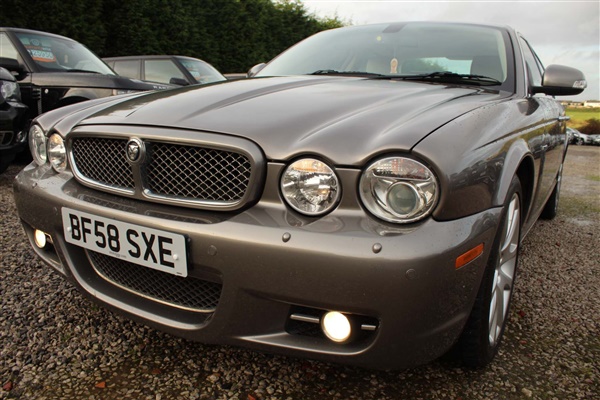 Jaguar XJ Series 4.2 V8 XJ8 Sovereign 4dr Auto