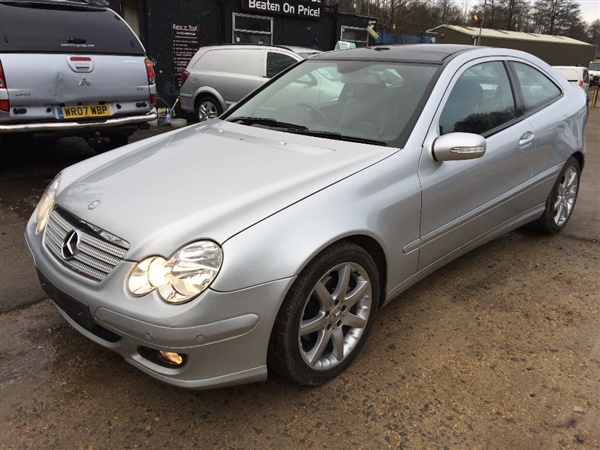 Mercedes-Benz 230 C230 SE AUTO,FULL PAN ROOF,NOW REDUCED