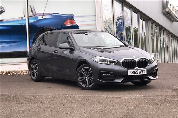 BMW 1 Series 118i Sport 5dr Hatchback