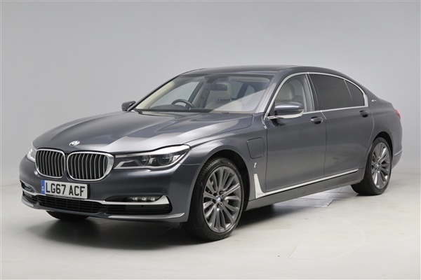 BMW 7 Series 740Le xDrive Exclusive 4dr Auto - HEAD UP - TV