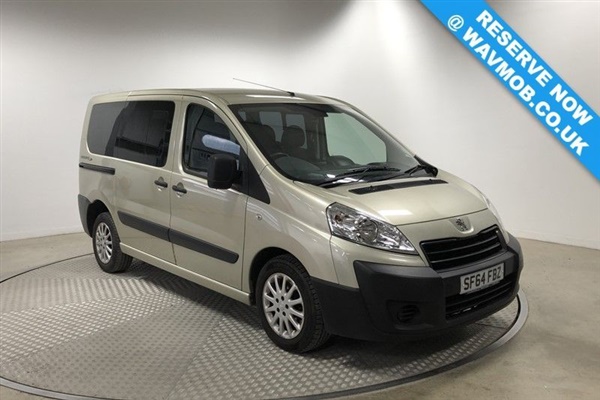 Peugeot Expert Tepee 5 Seat Automatic Wheelchair Accessible