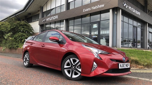 Toyota Prius 1.8 VVTi Business Edition Plus 5dr CVT Auto