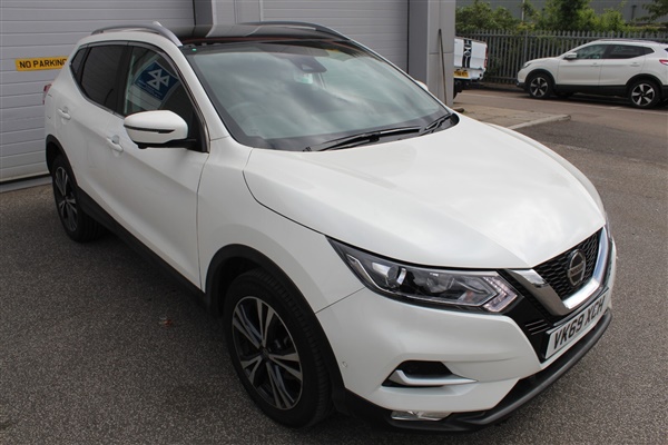 Nissan Qashqai 1.3 DiG-T N-Connecta 5dr