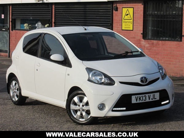 Toyota Aygo 1.0 VVT-I FIRE AC (ONLY  MILES) 5dr