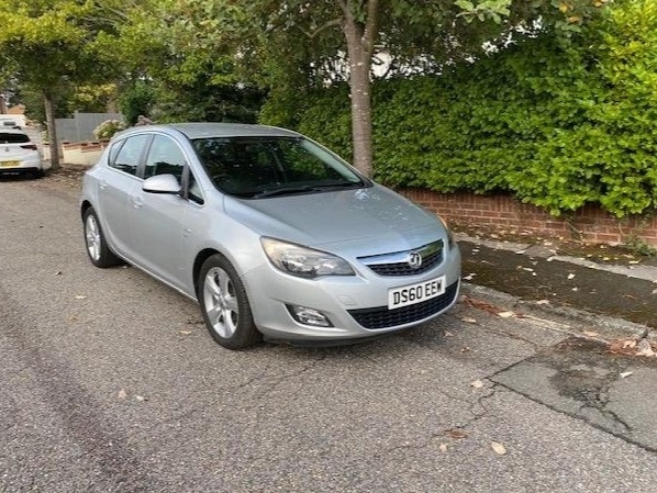 Vauxhall Astra 1.6i 16V SRi 5dr