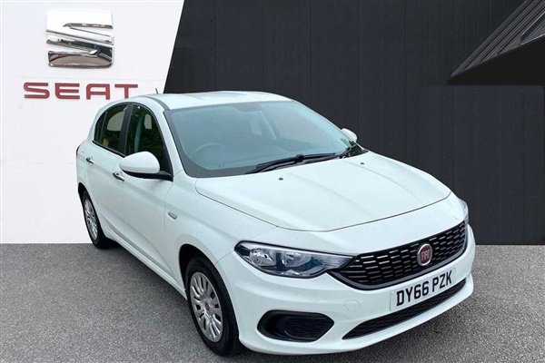 Fiat Tipo 1.4 Tjet (95bhp) Easy 5-Door Hatchback