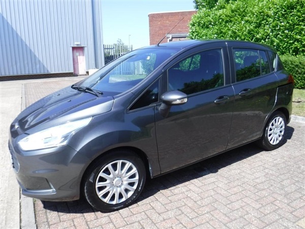 Ford B-MAX 1.0 ECOBOOST 100 TREND LHD (Left Hand Drive)