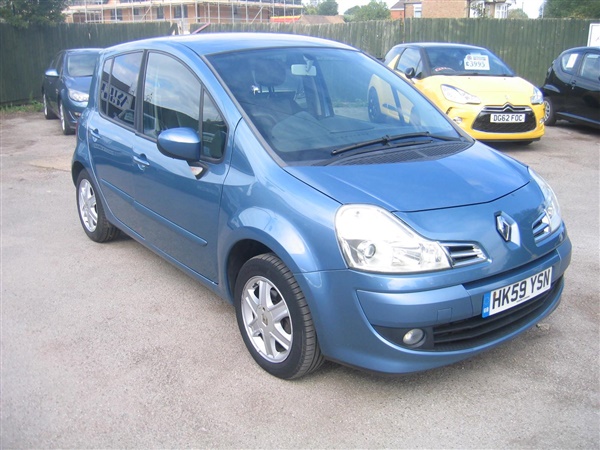 Renault Modus 1.2 TCE Dynamique 5dr