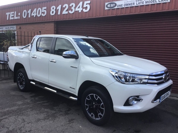 Toyota Hilux Invincible X D/Cab Pick Up 2.4 D-4D FITTED