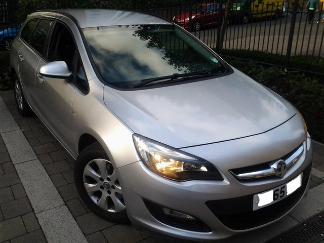  Vauxhall Astra 1.6CDTi ecoFLEX Design Sport Tourer