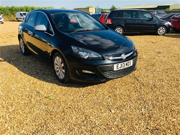 Vauxhall Astra 1.7 CDTi ecoFLEX Tech Line (s/s) 5dr