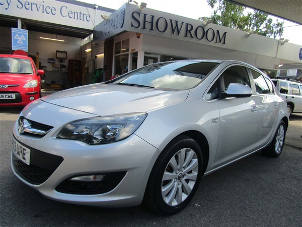 Vauxhall Astra 1.7 CDTi ecoFLEX Tech Line (s/s) 5dr