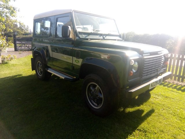 Land Rover defender 90 excellent condition