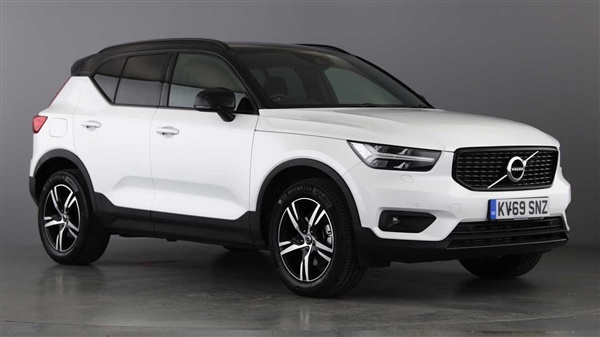 Volvo XC40 (Winter Pack, Smartphone, Front Park Assist) Auto