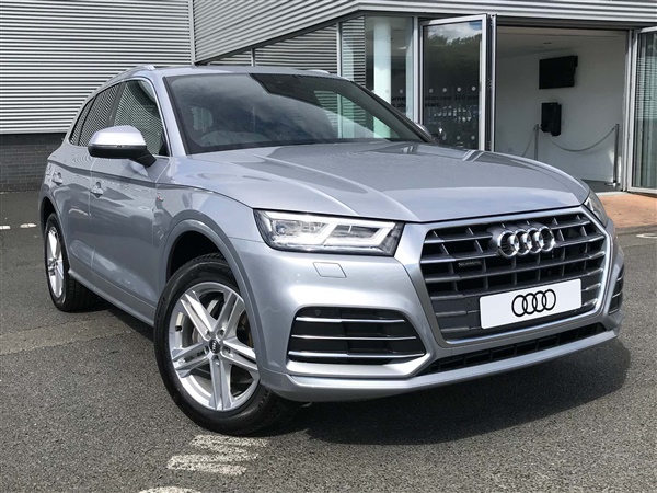 Audi Q5 2.0 TDI 40 S line S Tronic quattro (s/s) 5dr Auto