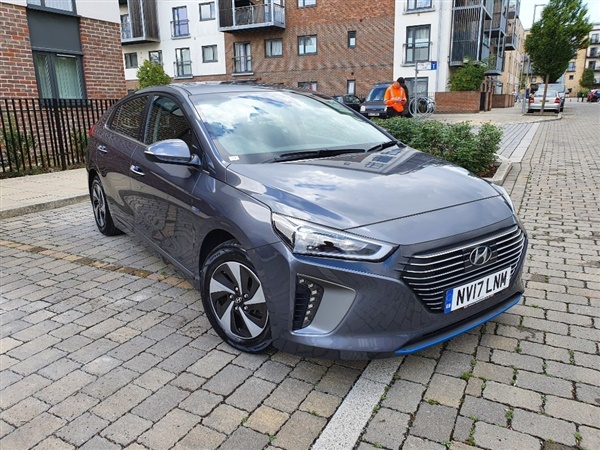 Hyundai Ioniq IONIQ PREMIUM HEV S-A Semi Auto