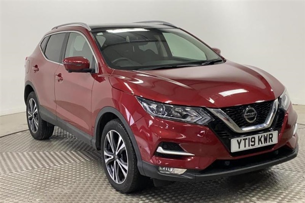 Nissan Qashqai 1.5 dCi 115 N-Connecta 5dr DCT [Glass Roof