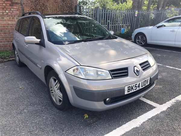 Renault Megane 2.0 VVT Privilege 5dr