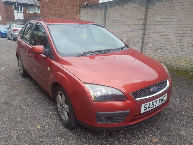 57 plate ford focus with long mot £600 no offers