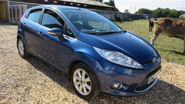 Ford Fiesta 1.25 Zetec 5 DOOR (82)