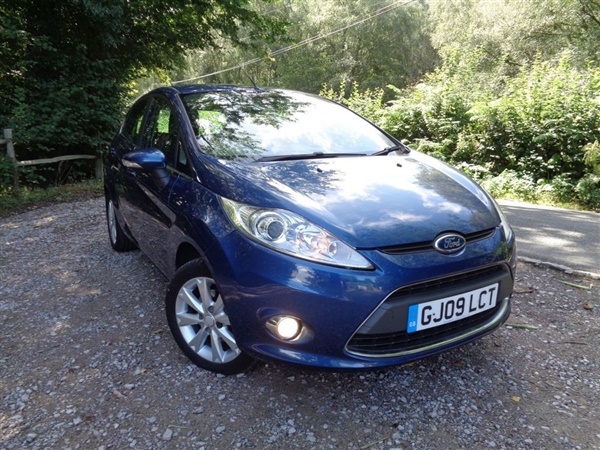 Ford Fiesta 1.6 ZETEC TDCI 5d 89 BHP