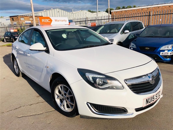 Vauxhall Insignia 1.8 i Design 5dr