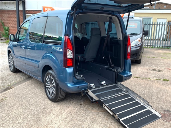 Peugeot Partner Tepee 1.6 HDi 92 S WHEELCHAIR ACCESS VEHICLE