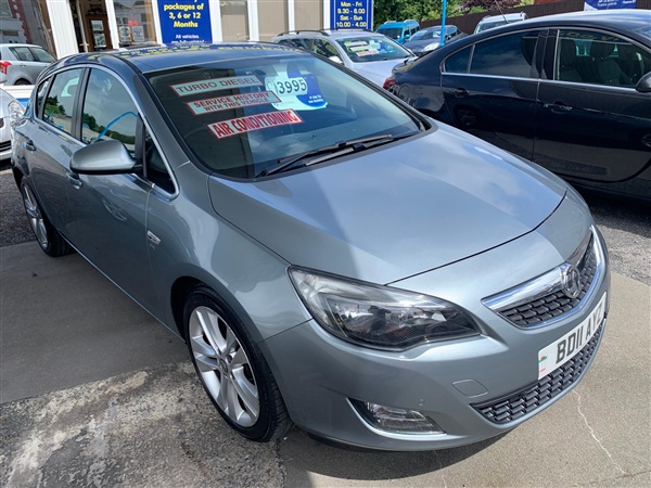 Vauxhall Astra 2.0 CDTi 16V SRi 5dr