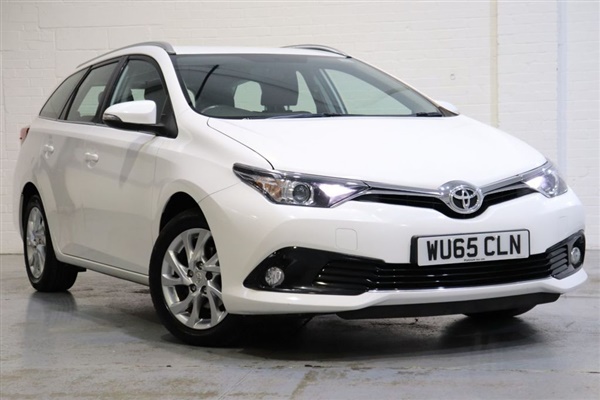 Toyota Auris 1.2 VVT-I ICON TOURING SPORTS 5d 114 BHP