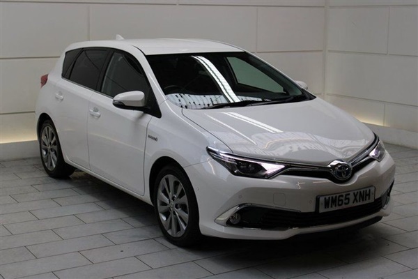 Toyota Auris 1.8 VVT-h Excel CVT (start/stop) 5dr Auto