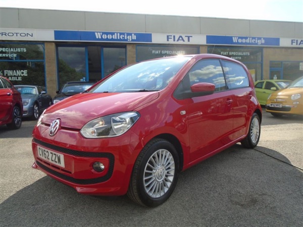 Volkswagen Up  BLUEMOTION HIGH UP(SATNAV)