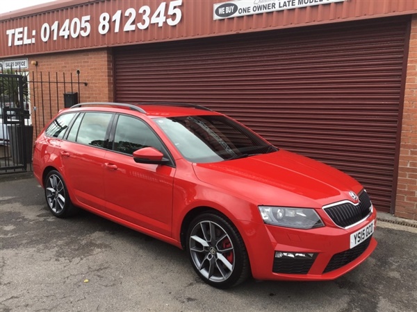 Skoda Octavia 2.0 TDI CR VRS 5dr ESTATE ** LOW LOW MILES AT