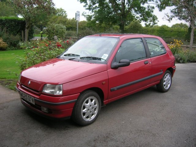 Classic M Clio 1.4 RT Champs Elysees