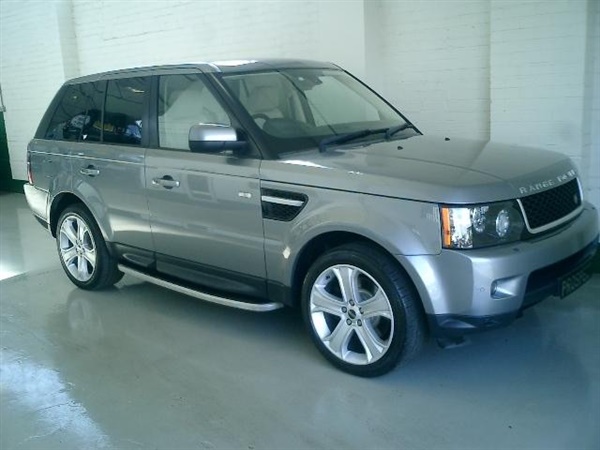 Land Rover Range Rover Sport 3.0 SDV6 HSE LUXURY Automatic