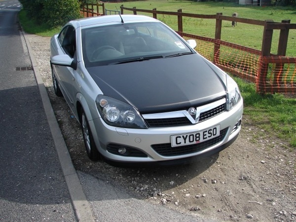 Vauxhall Astra 1.6 TWIN TOP SPORT 3DR